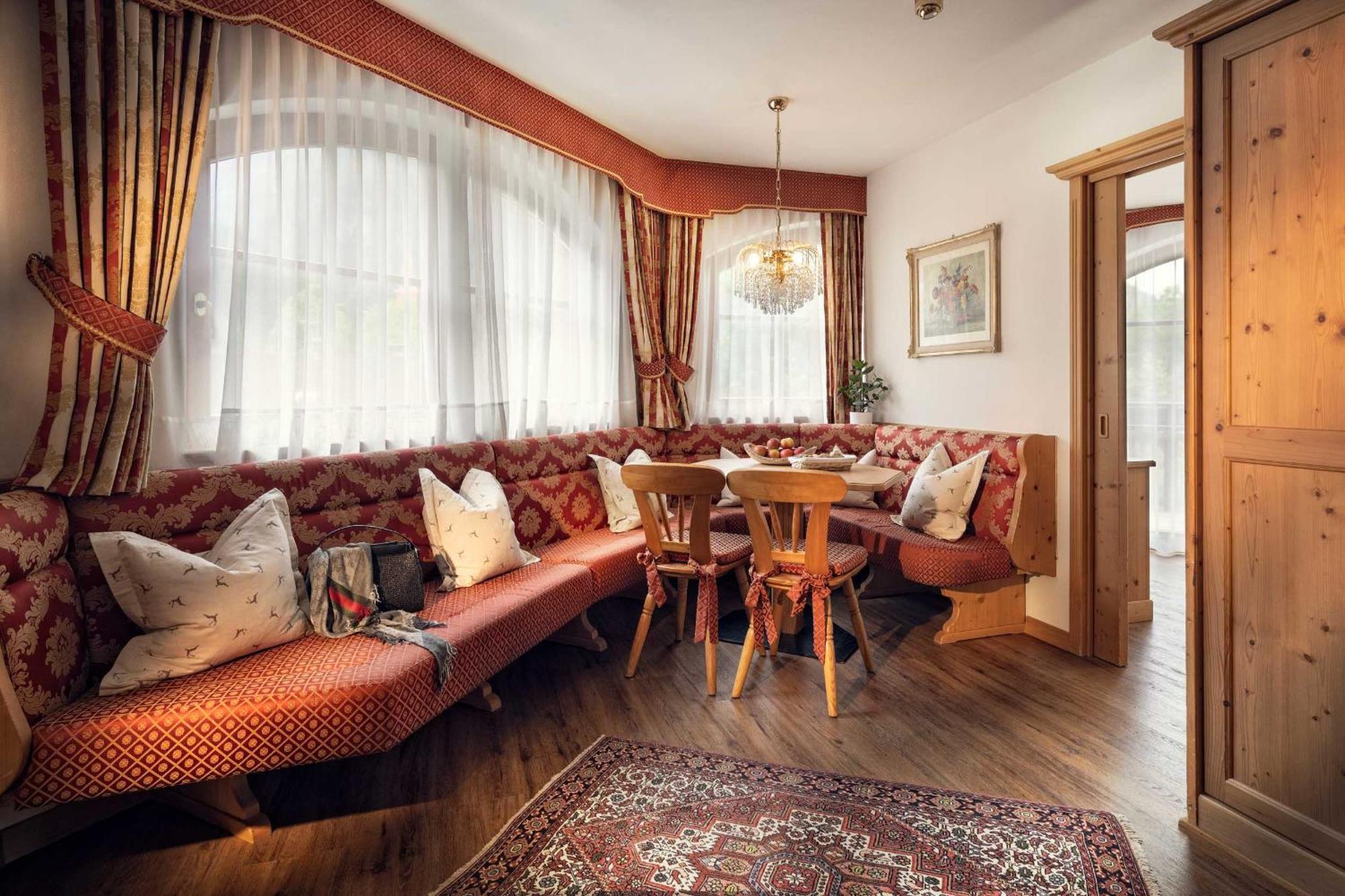 Hotel Alte Muehle 4 Stelle 캄포투레스 외부 사진
