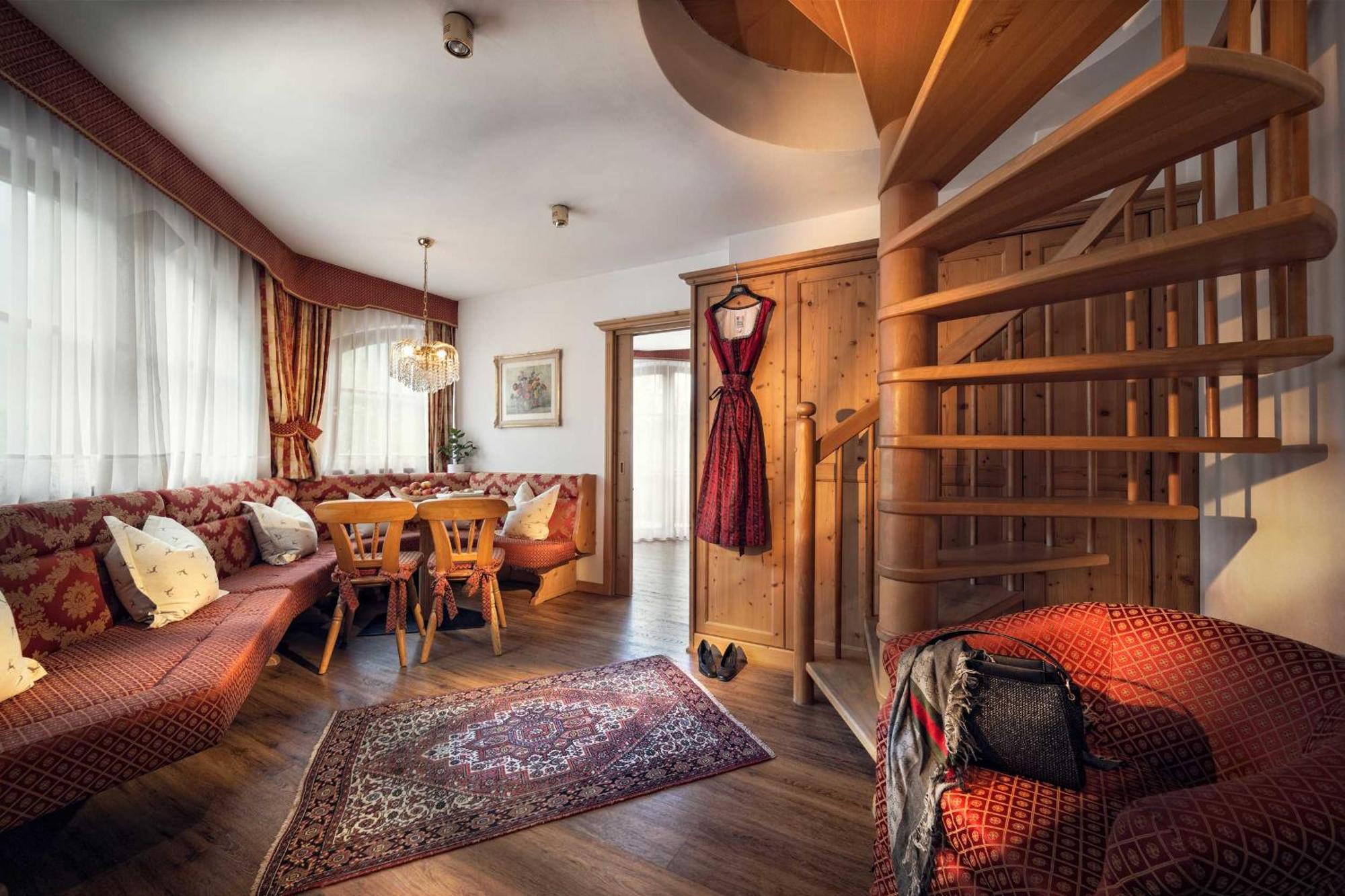 Hotel Alte Muehle 4 Stelle 캄포투레스 외부 사진